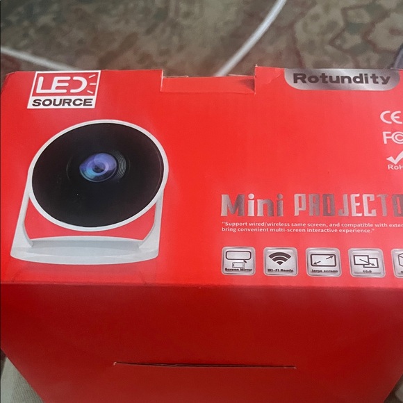 Rotundity Mini Projector - Red - Picture 2 of 3